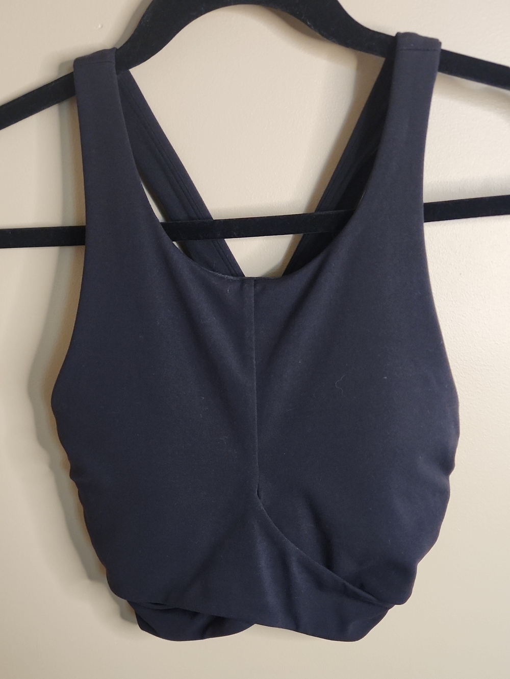 Lululemon Always Aligned Bra in Black. Size 6. #W2BJPS